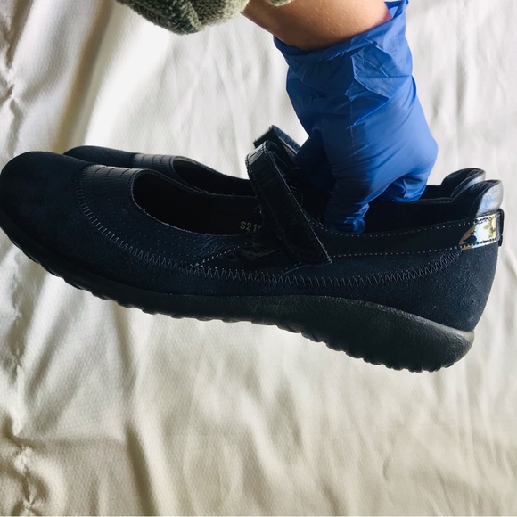 NAOT suede Women's Navy blue Mary Jane Shoes - Picture 10 of 14